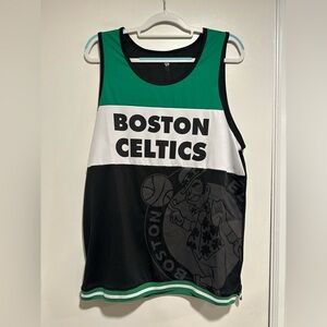 Boston Celtic’s Unisex Basketball NBA Tank Top Jersey. Logo. Graphic spell out